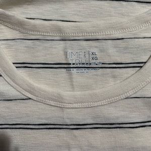 STRIPED WOMANS TANK TOP SIZE XL